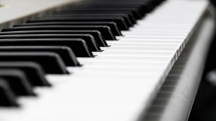 White and Black Piano Keys
