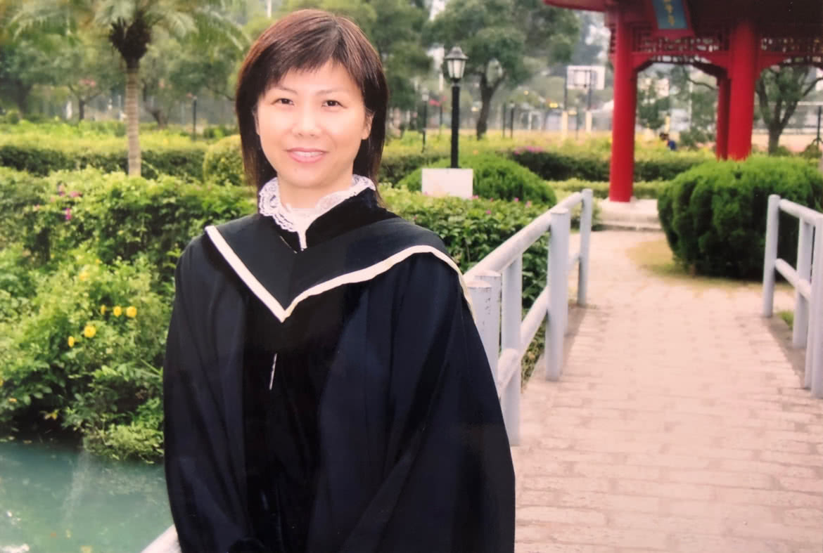 2006年,王牧師於本院完成神道學碩士課程