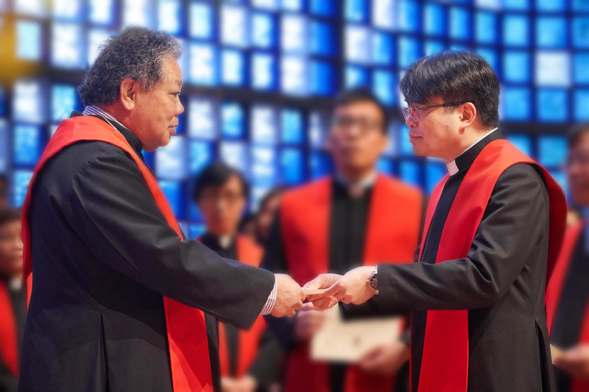 2022年,郭牧師獲任命為五旬節聖潔會香港總監督。